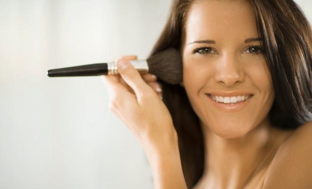 Cómo Maquillar una Piel Grasa sin que los brillos arruinen tu look